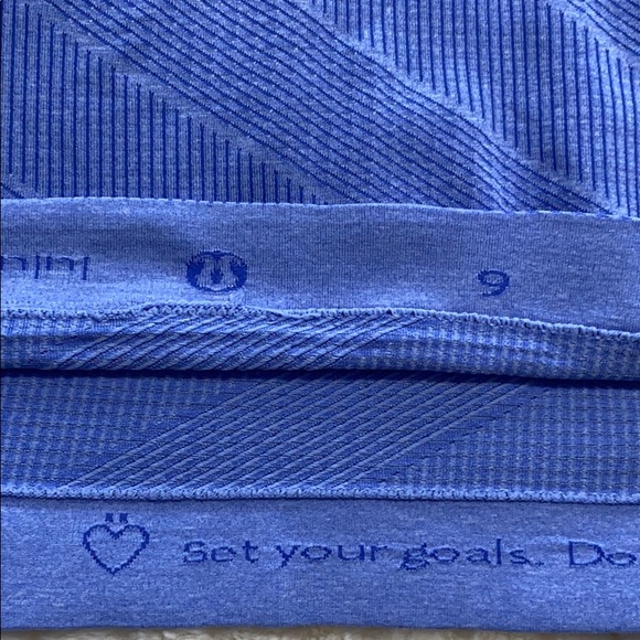 Lululemon top - Picture 6 of 8